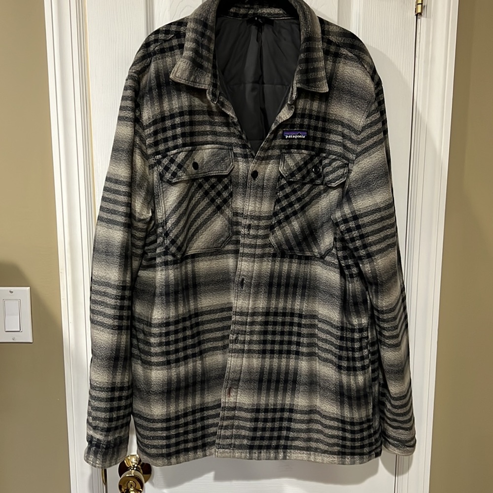 PATAGONIA Men’s Insulated Fjord Flannel Shirt Jacket XL like new!